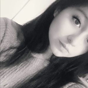 Meet your Posher, Estefany